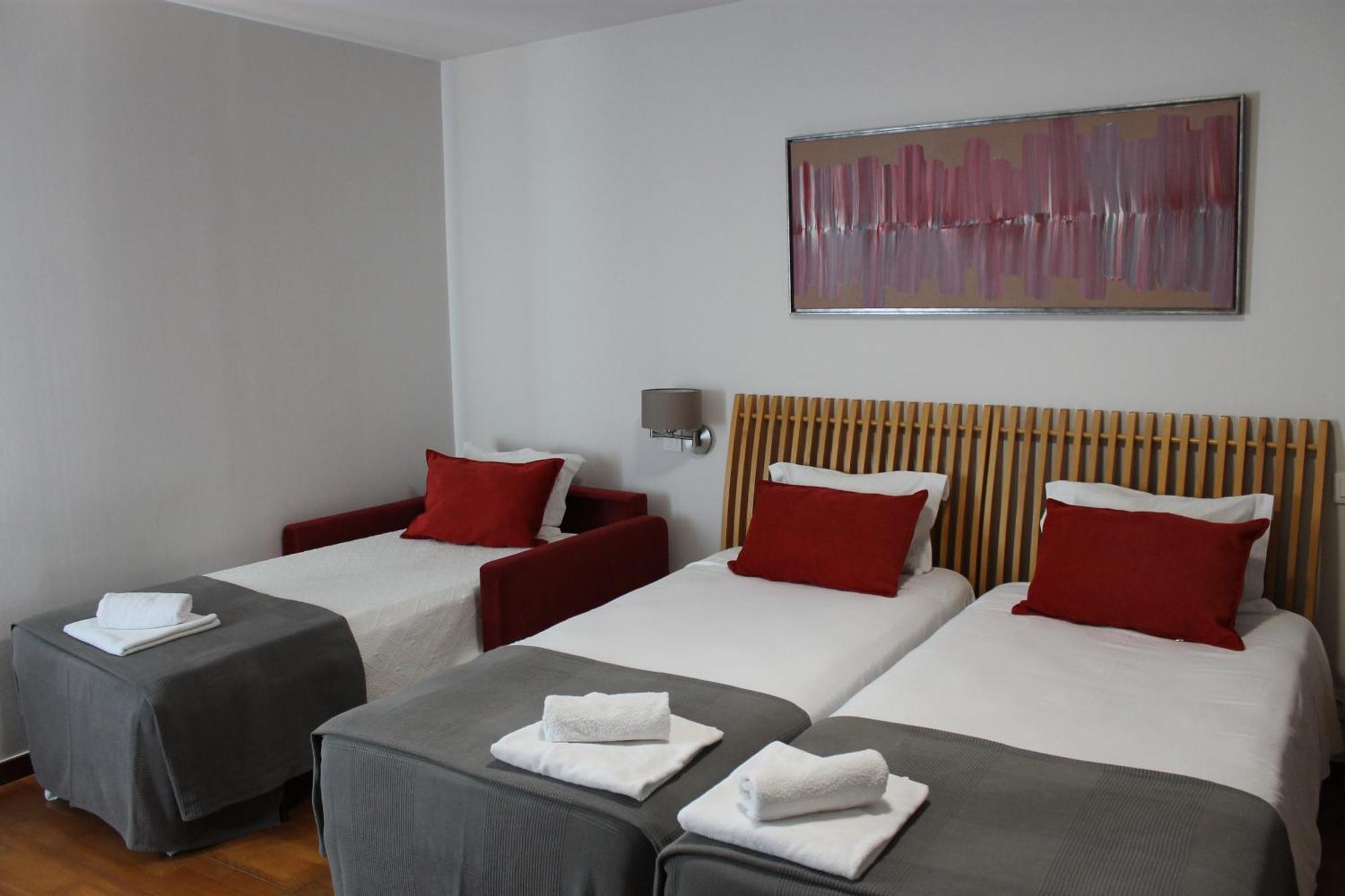 Hotel Paulo VI Rio Maior Exterior photo